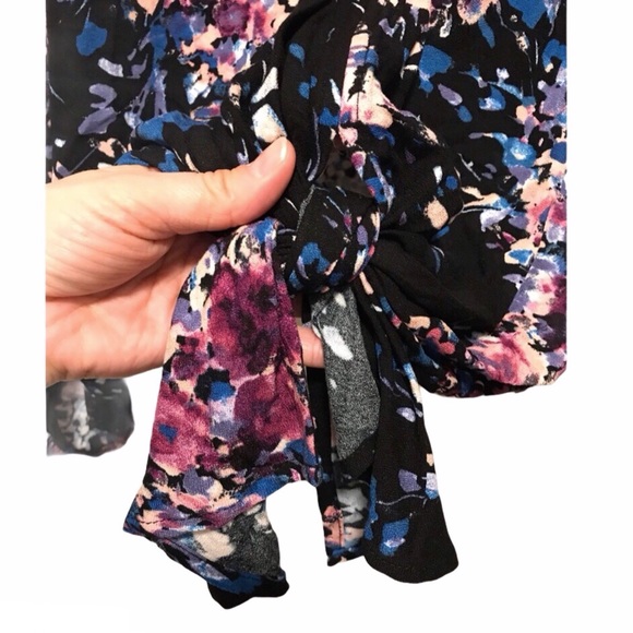 SOLD Lovestitch Boho Floral Front Tie Top Size - Picture 4 of 7